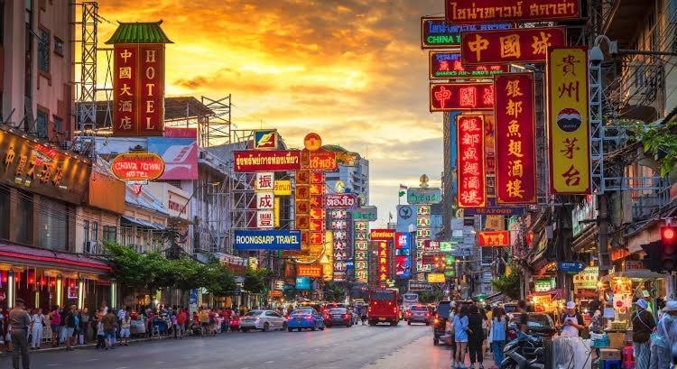 Private Full-floor Spacious 5br In China Town Apartment *