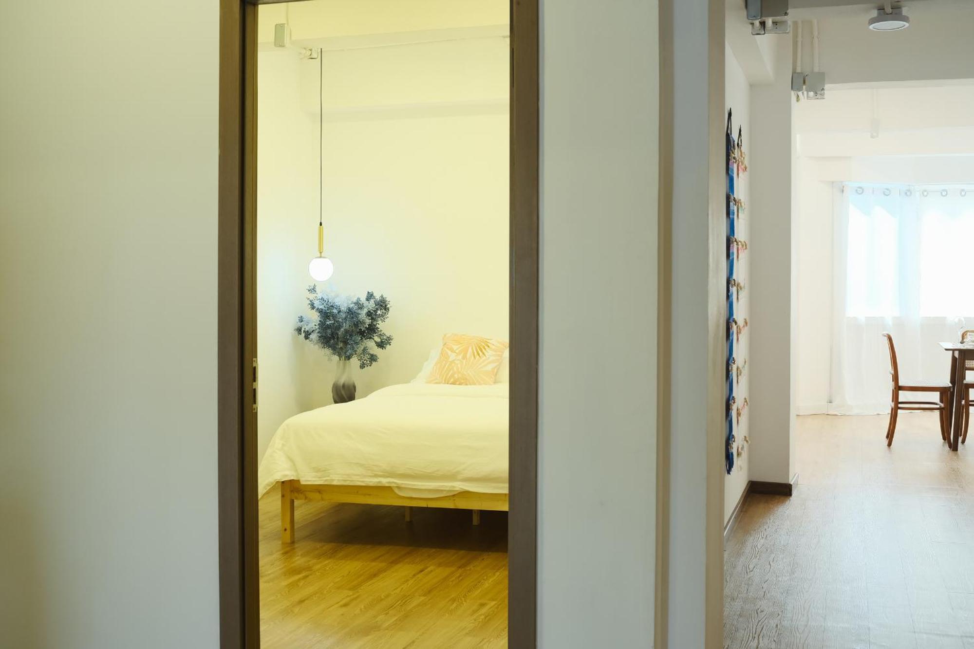 Private Full-floor Spacious 5br In China Town Apartment